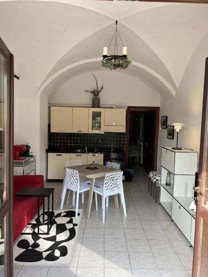 1-Bedroom Apartment Bello Posto Acquaseria Buitenkant foto