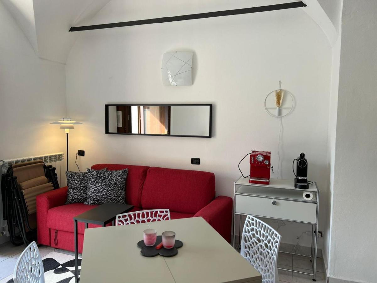 1-Bedroom Apartment Bello Posto Acquaseria Buitenkant foto