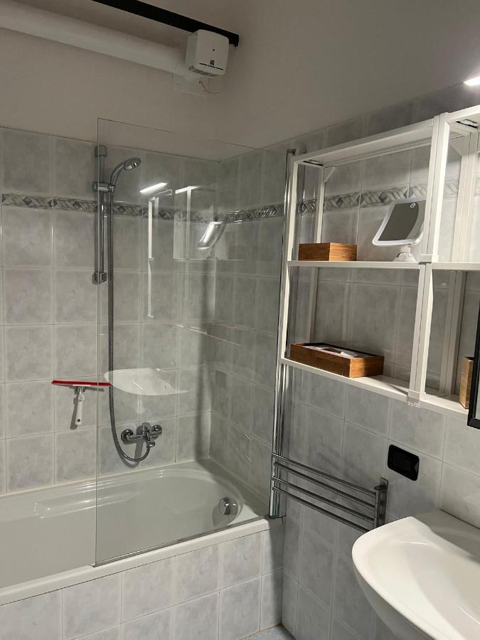 1-Bedroom Apartment Bello Posto Acquaseria Buitenkant foto