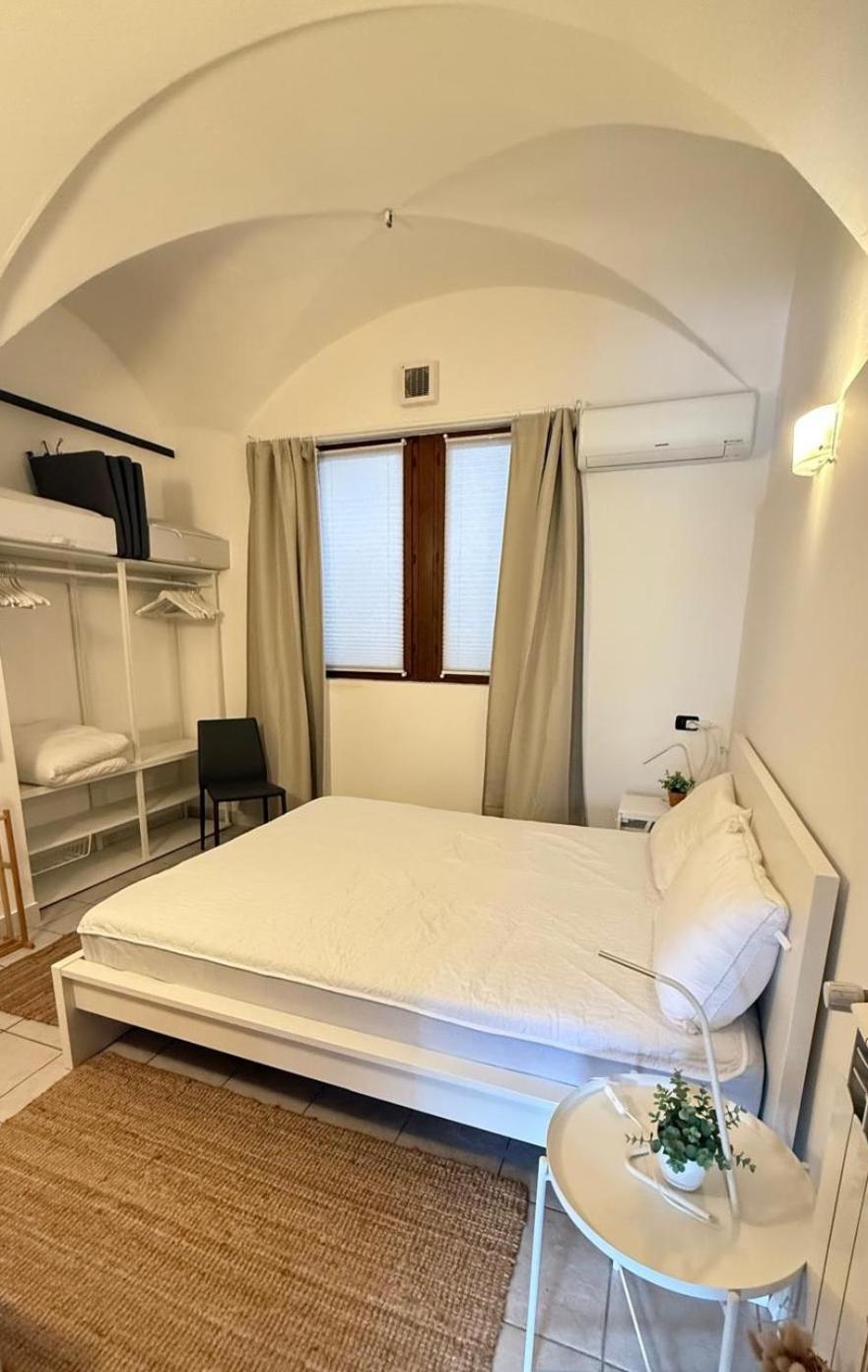 1-Bedroom Apartment Bello Posto Acquaseria Buitenkant foto
